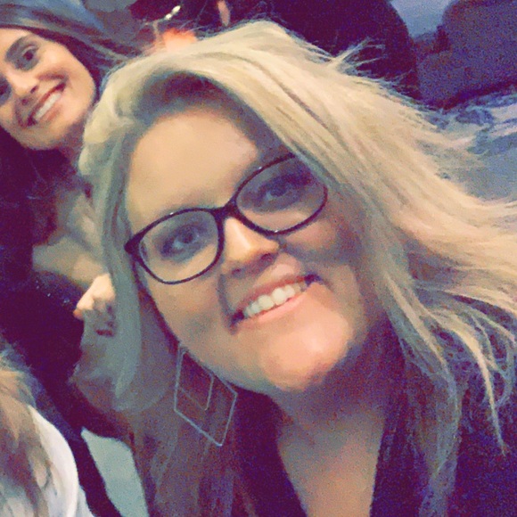 lindsay13360